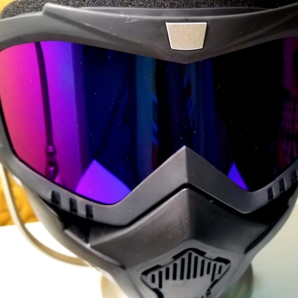 Motorcycle Goggles - Picture 3 of 11